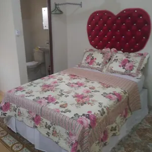 Hotel La Gran Manzana, Imbert